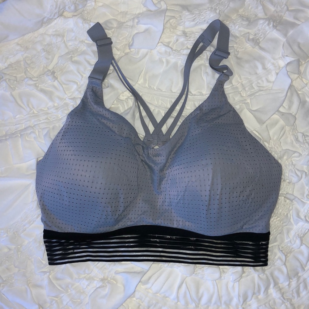 Victoria Sport Bra